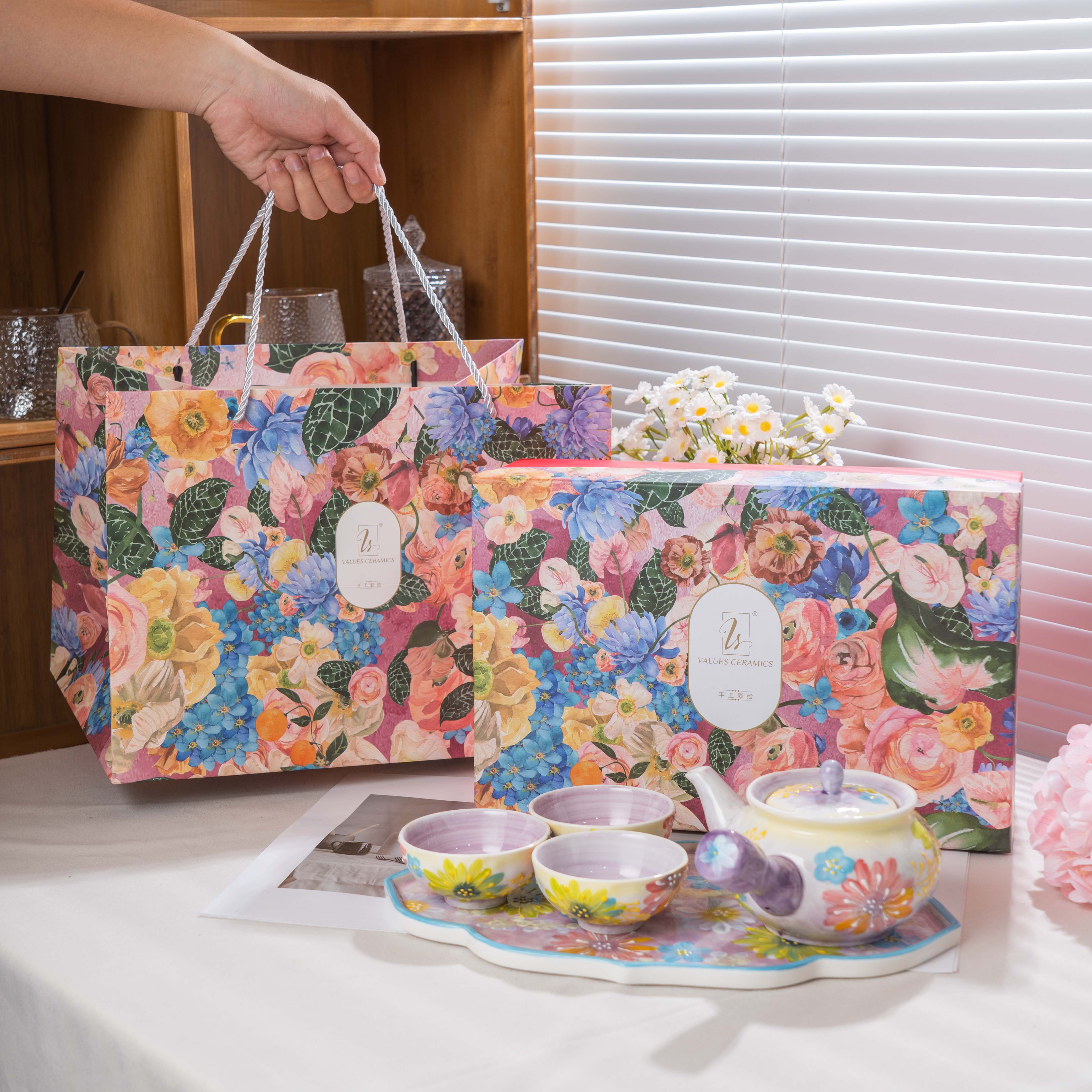  【SILESIA/出口原单】手绘濑户烧-色彩花艺（紫）茶壶礼盒装