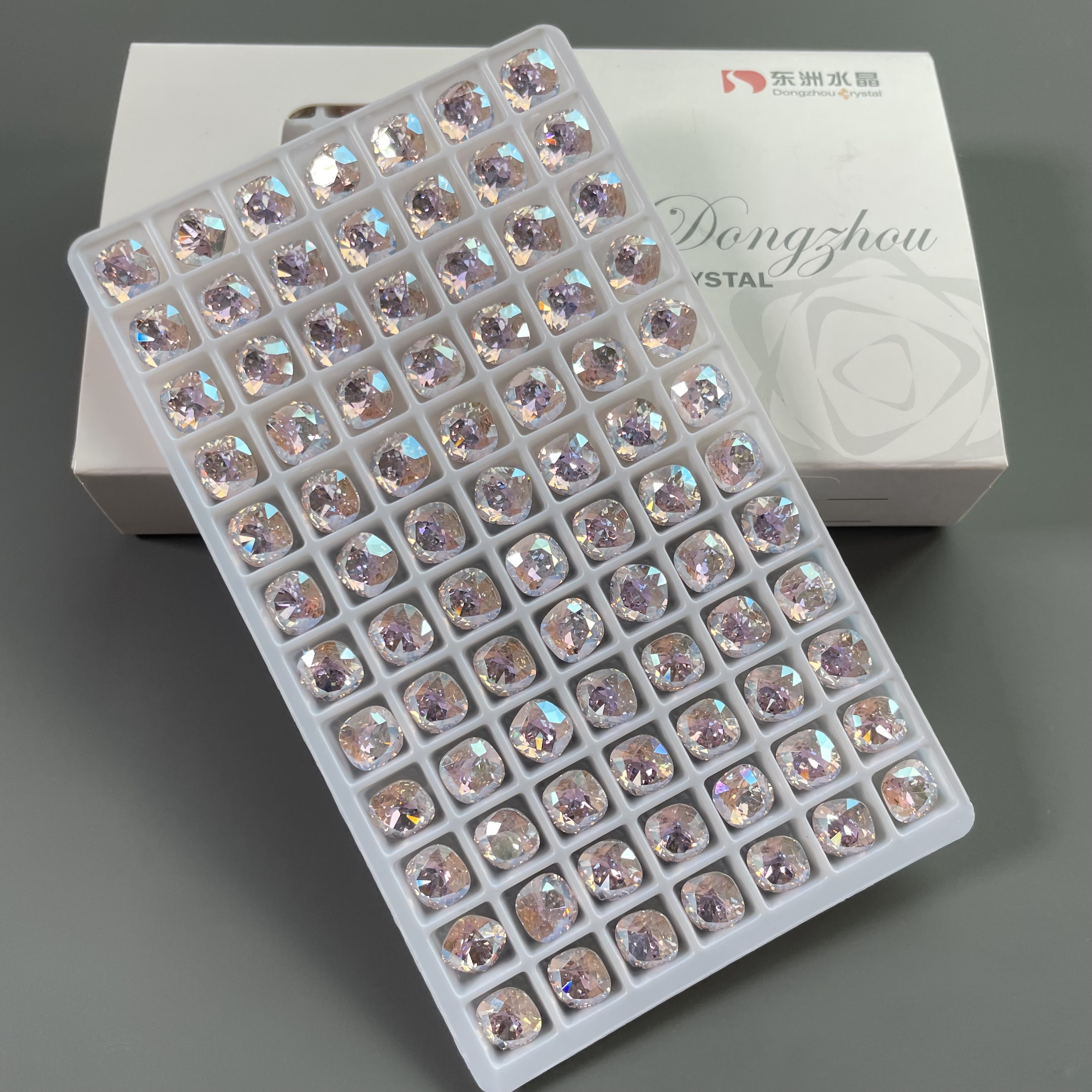 DONGZHOU 东洲8mm肥方美甲钻 尖底白色高闪彩色异形超闪美甲饰品