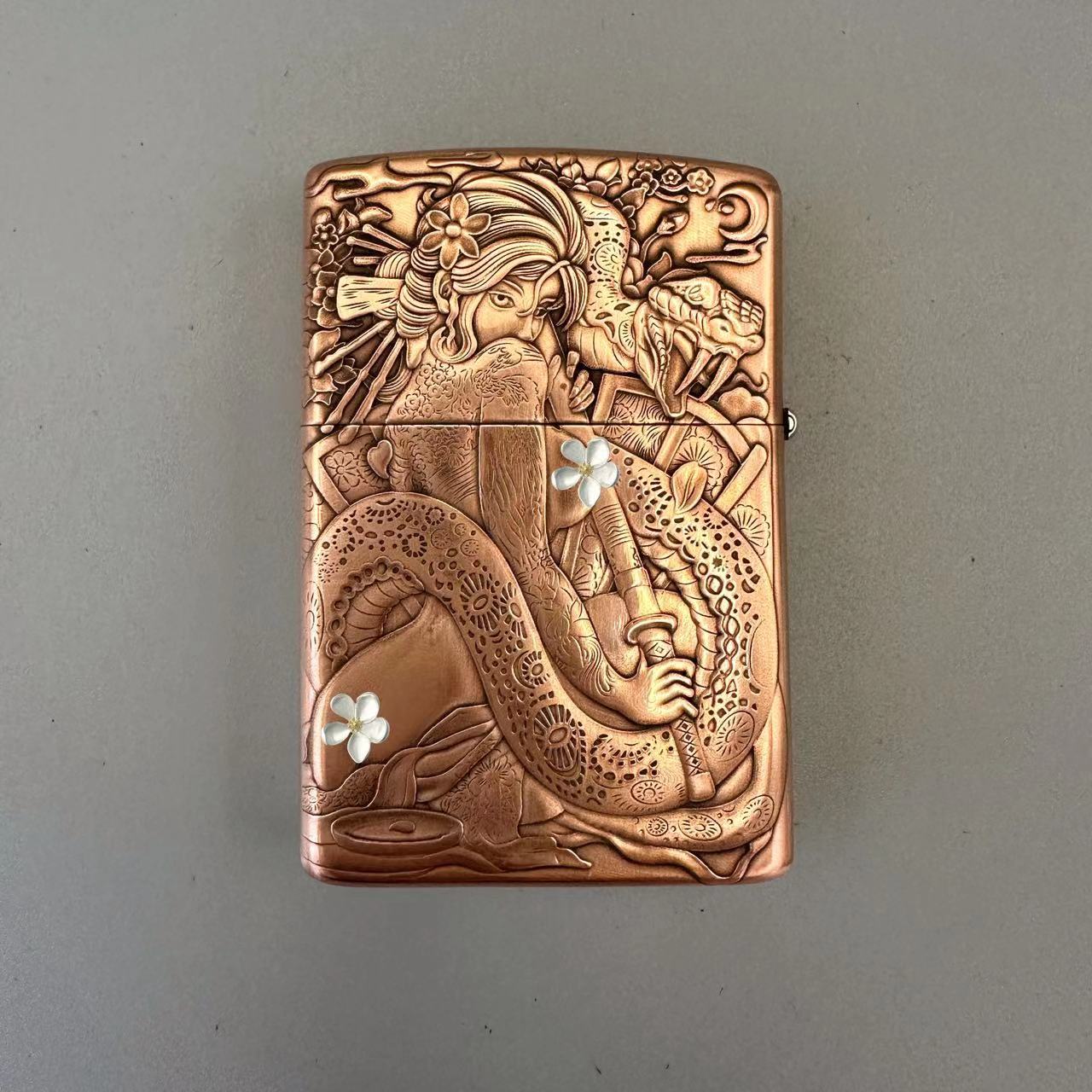 佐罗【蛇女】双面3D立体浮雕/902S盔甲机/煤油打火机/防风/定制