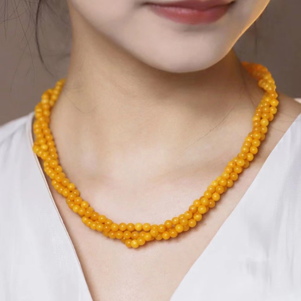 天然琥珀蜜蜡小珠珠项链时尚设计精美百搭经典鸡油黄珠珠款项链