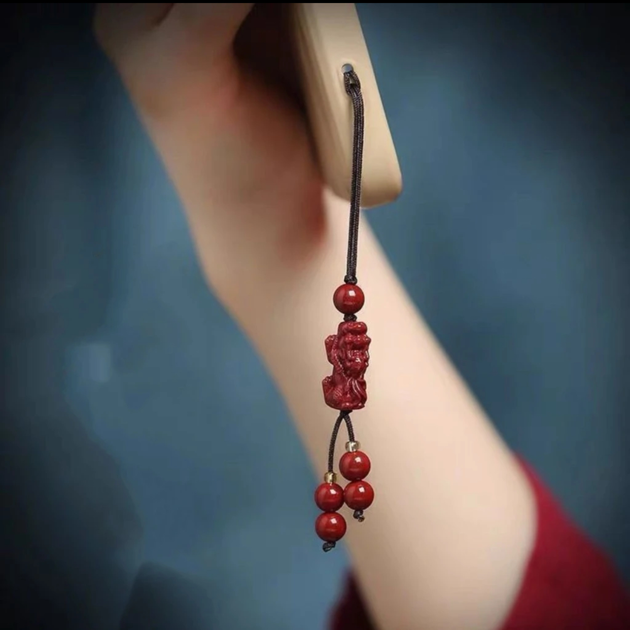 【正品朱砂】高含量朱砂紫金砂貔貅精美手机挂时尚经典