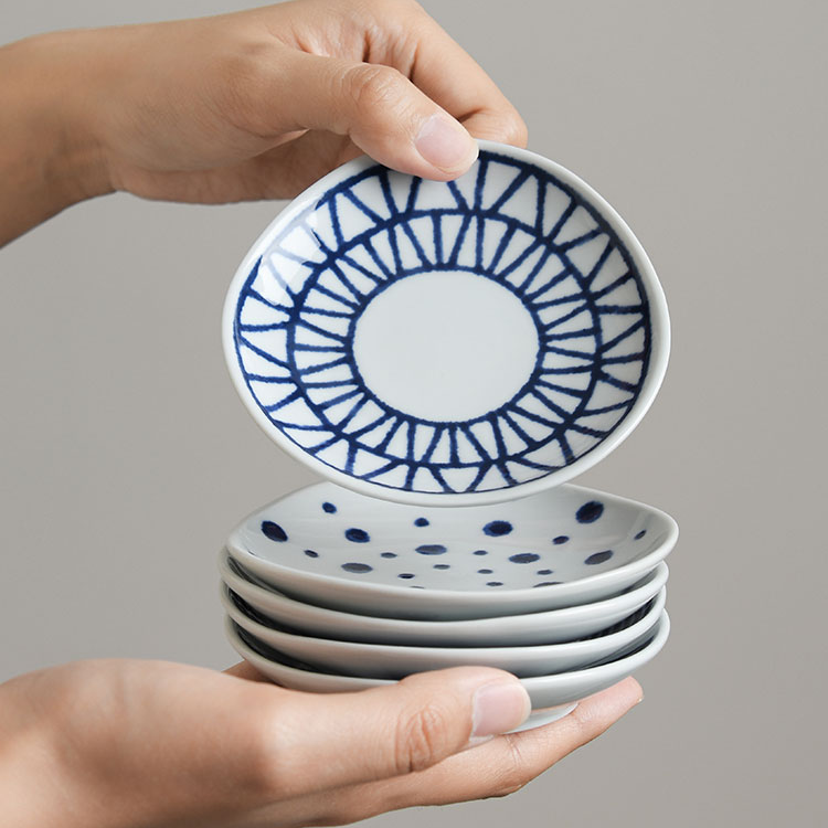 HASAMI-YAKI/波佐见烧蓝玉轻量瓷饭团型家用蘸料碟小碟陶瓷五入装
