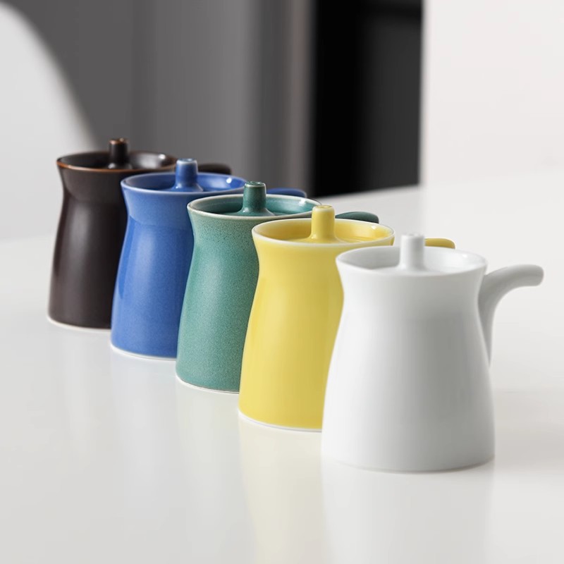 波佐见烧G形酱油壶欧式小众设计醋壶家用纯色白山陶瓷厨房调料瓶