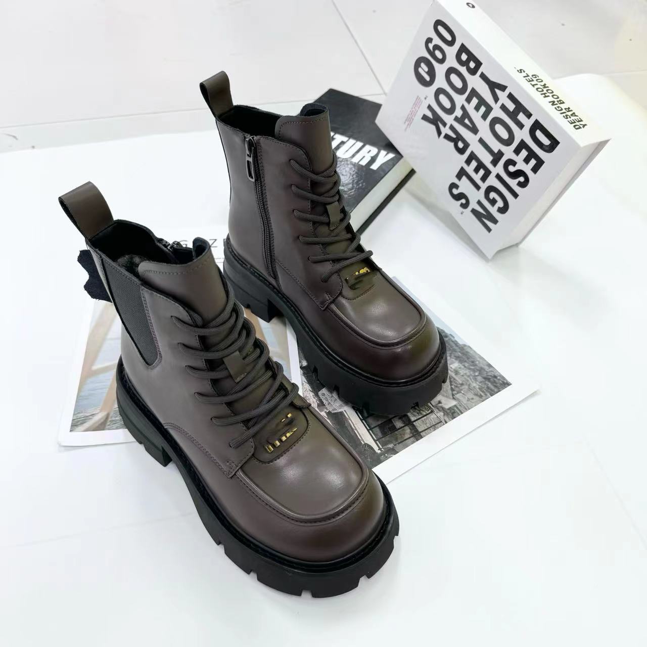 2023秋冬新款气质百搭潮流女款马丁靴/CSDD/M917-6D