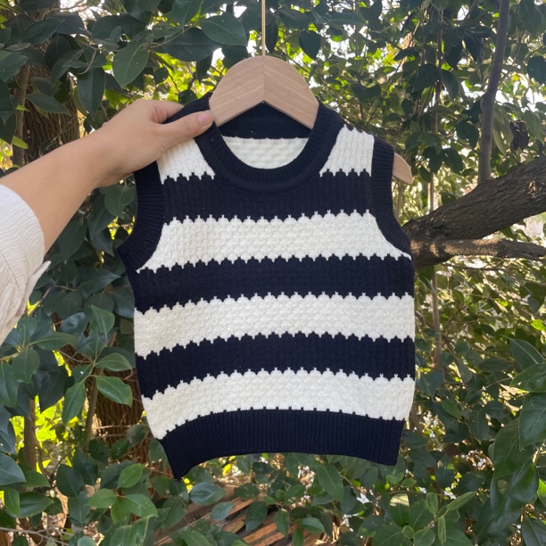 黑白条纹背心儿童马甲百搭坎肩男女童简约圆领针织