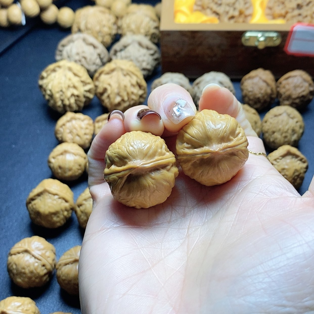 【闪购商品】文玩核桃把件旭