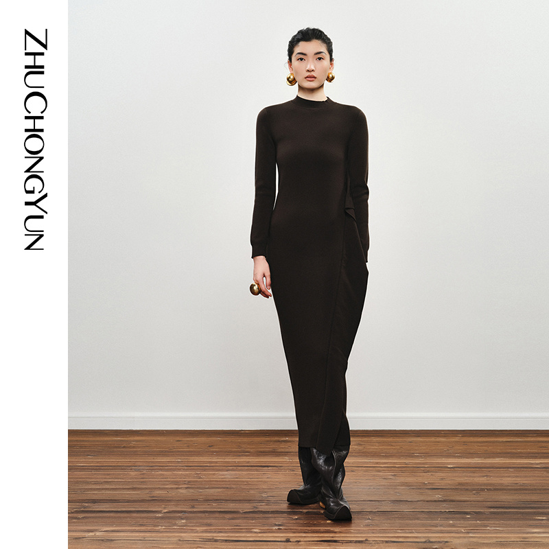 ZHUCHONGYUN秋立裁开片修身圆领长款针织连衣裙C1EG3750M