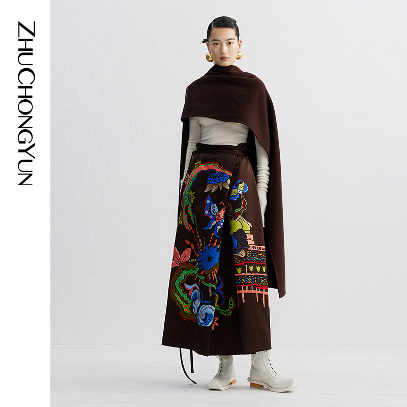 【苗族古歌】ZHUCHONGYUN2023彩色刺绣中式A字半裙C1DE34452
