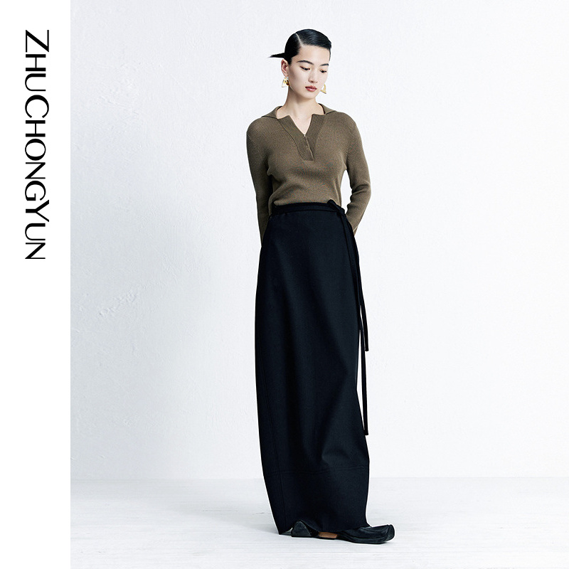 ZHUCHONGYUN2024秋卡其色简约优雅V领修身针织上衣C1EG3782M