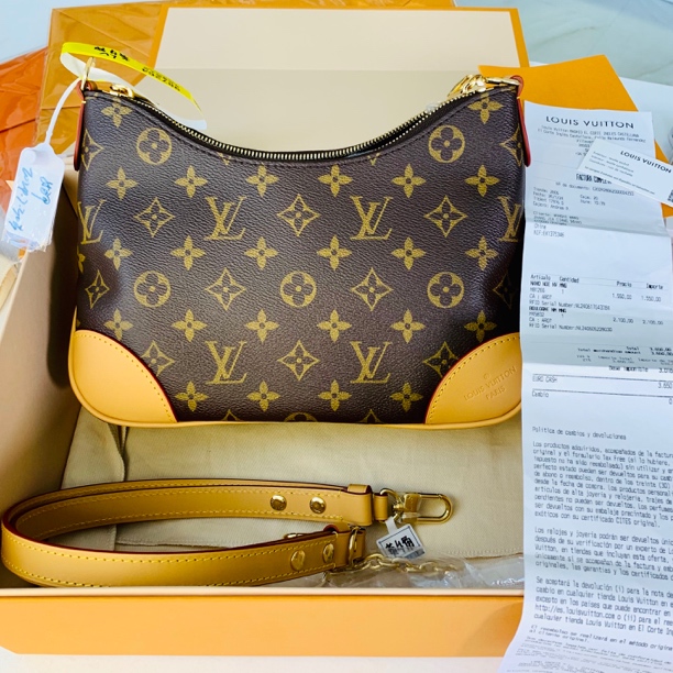 全新未使用 LouisVuitton/路易威登 黄牛角 单肩包 带盒带票现买