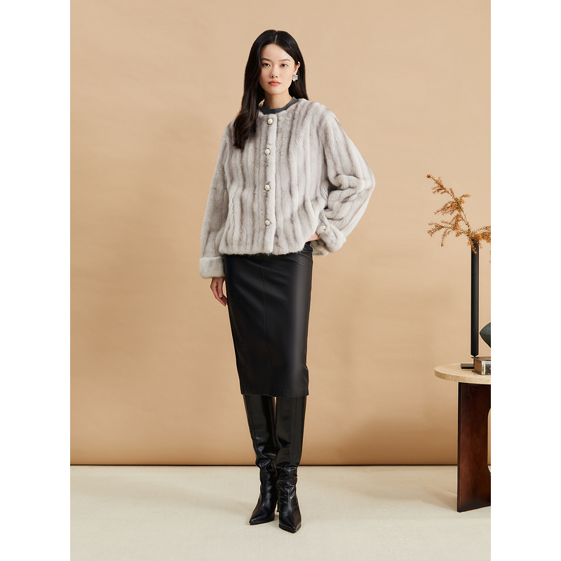 YINER音儿女装冬季真皮皮草外套8C34509060