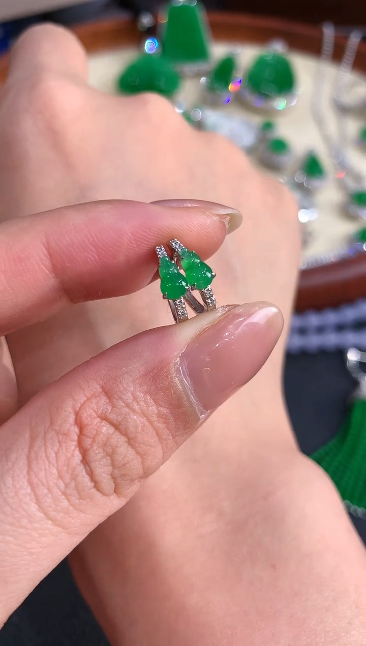 【闪购商品】翡翠耳饰18K金镶嵌f96多样性一件发货