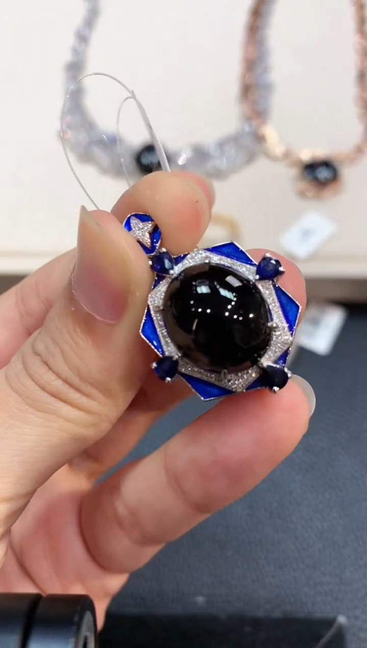 【闪购商品】翡翠吊坠(不含链)18K金镶嵌C82不退换