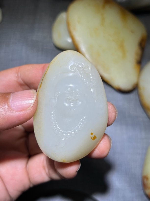 和田玉，佛，74.9克