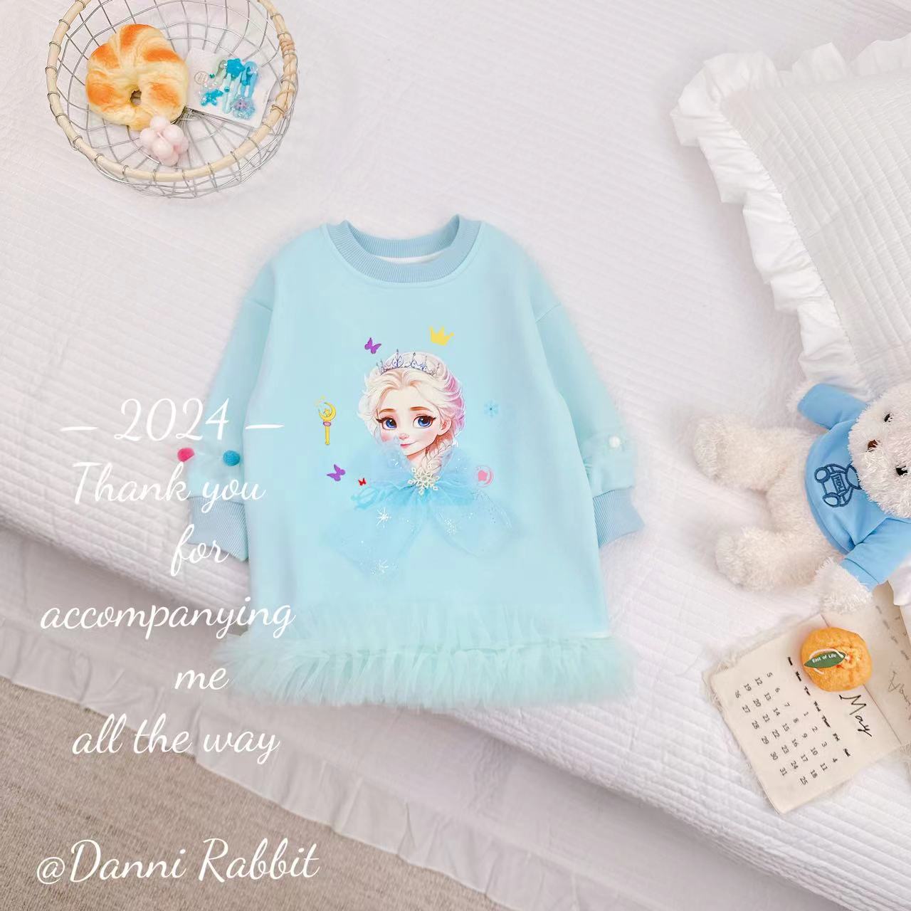 2024冬季可爱卡通冰雪公主加绒薄纱卫衣裙 D-Z220