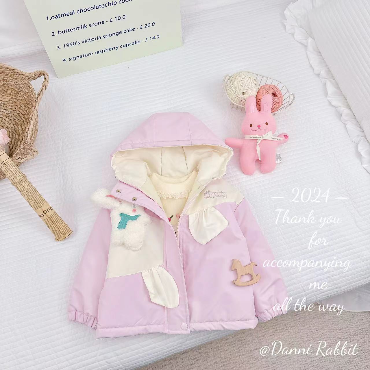 2024冬季新品女童加棉加厚立体兔子拼色棉服 D-Z276