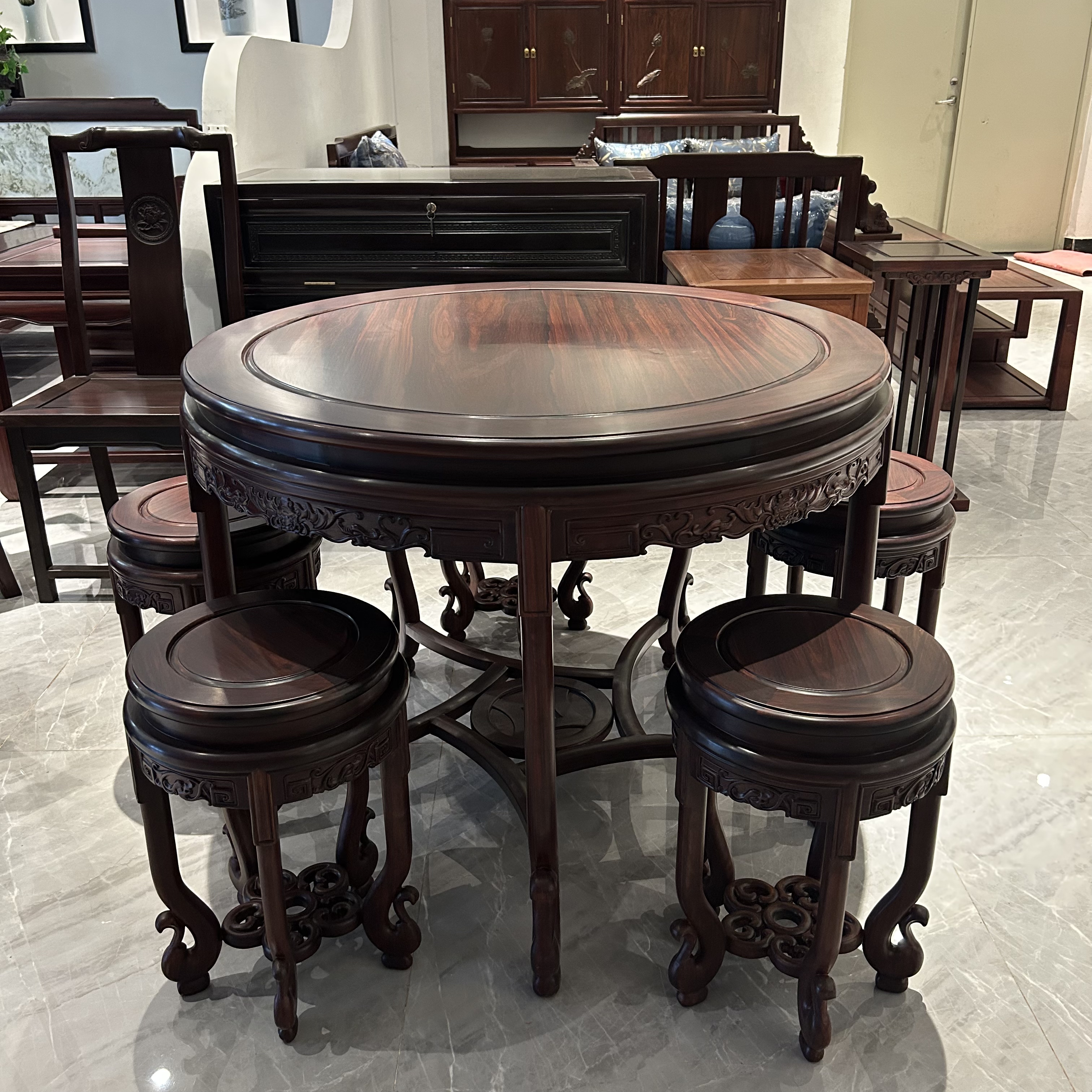 南美酸Z五子登科一米圆桌五圆凳雕花新中式家用餐厅吃饭桌餐桌