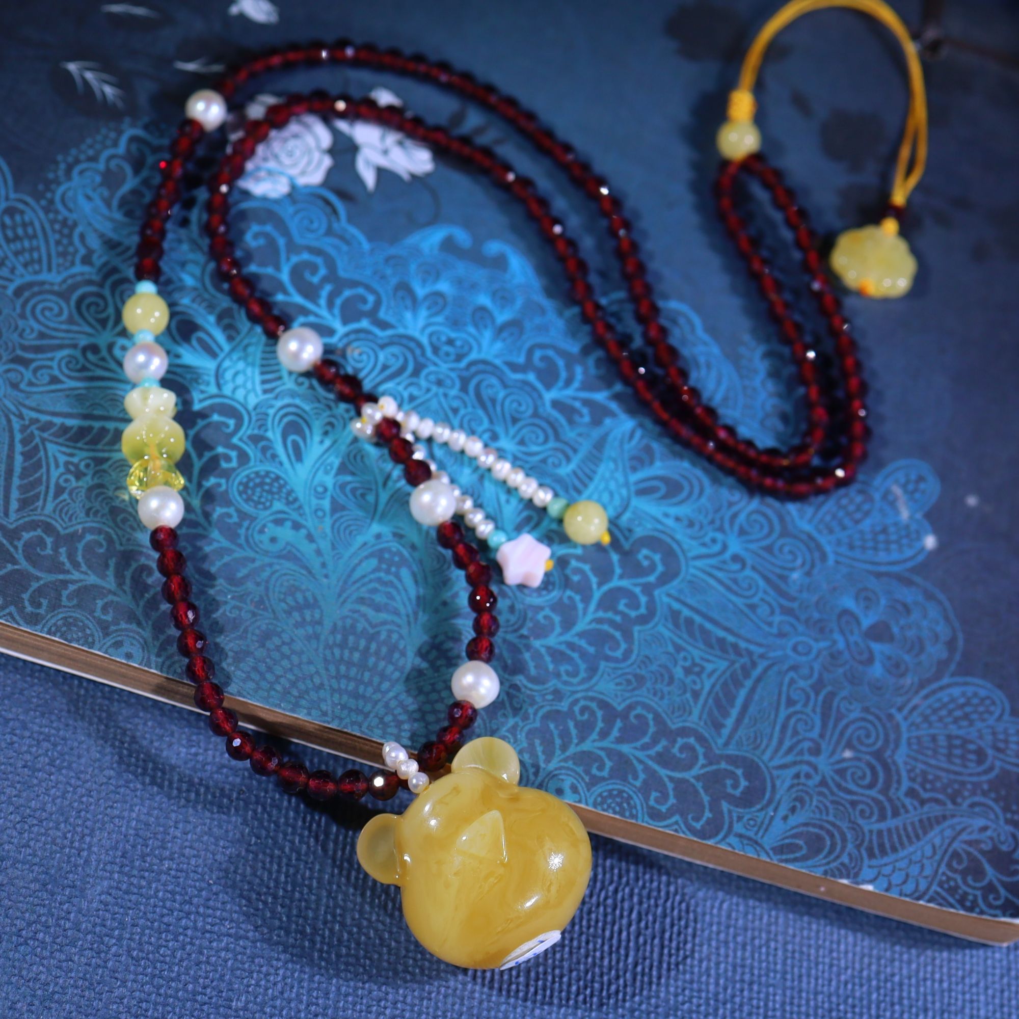 天然俄料黄白花蜡小熊头石榴石DIY设计套装（抖音基地发货，带证书）