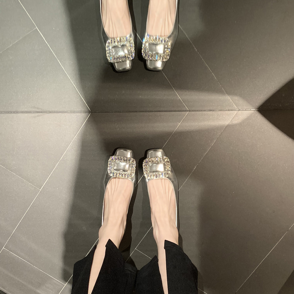 葡萄妈studiolee水钻浅口法式方头银色单鞋女