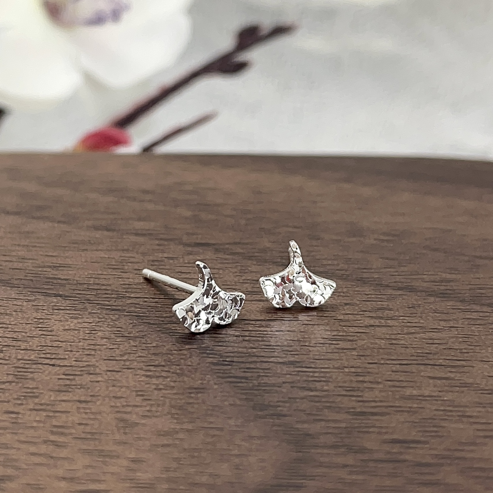 足银耳饰 【银杏叶耳钉】足银999直针弯钩耳钉养耳洞精致小巧小众