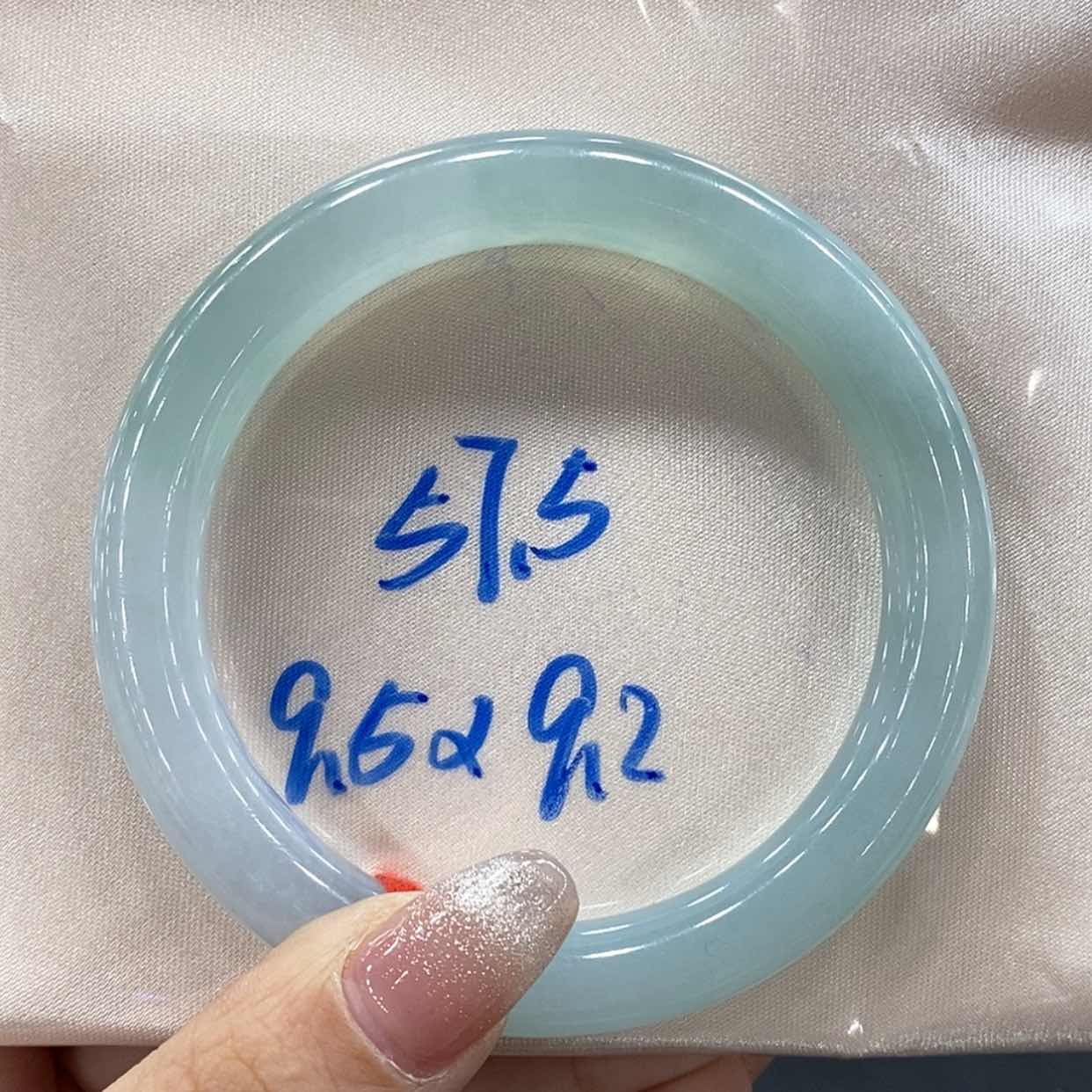 【闪购商品】翡翠手镯未镶嵌画***眠