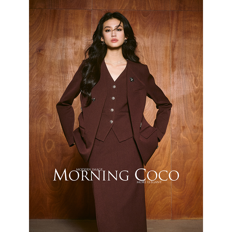 MORNINGCOCO精致灰红双色西装外套马甲半裙 西装三件套 其他C0112