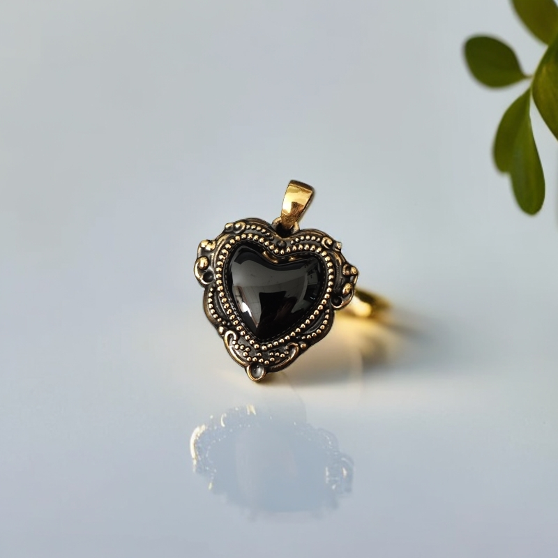 周帝王/大英博物馆款黄金足金黑金黑桃爱心黄金吊坠（不含链）