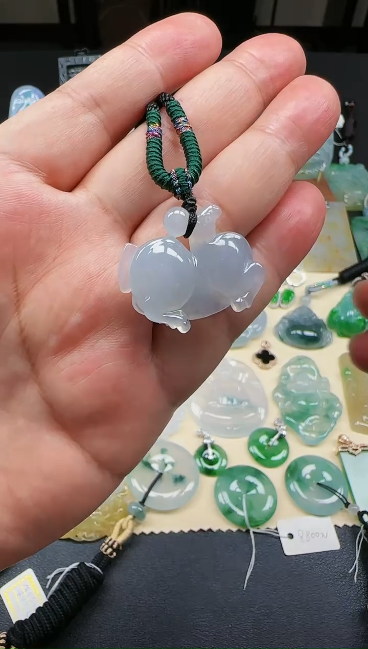 【闪购商品】翡翠颈饰未镶嵌吊坠