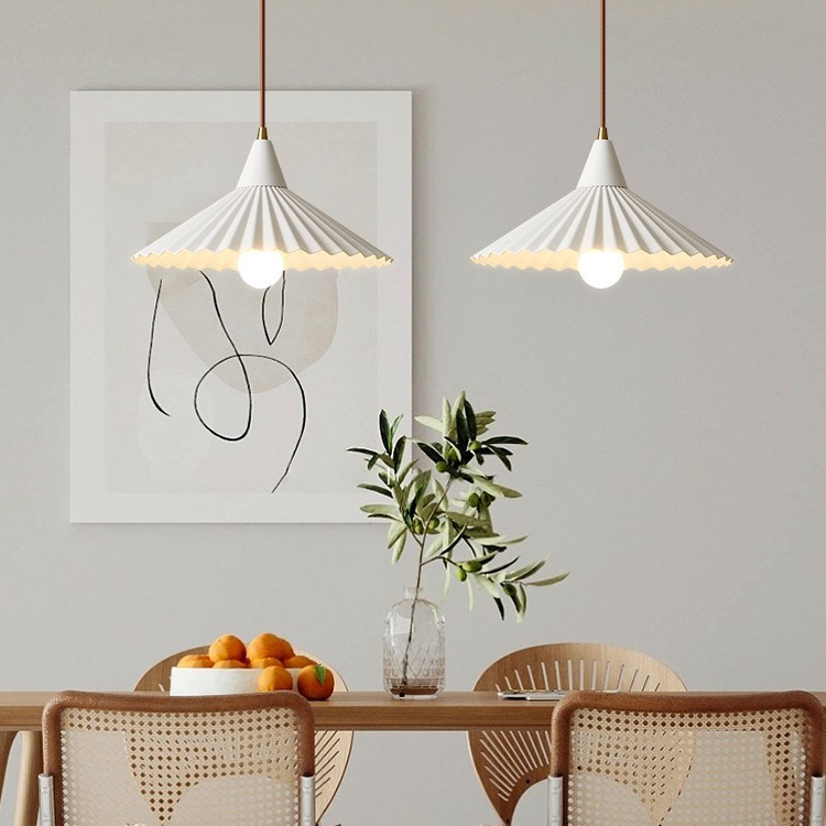 韩式餐厅灯设计师创意吧台灯极简奶油风个性百褶饭厅桌床头小吊灯
