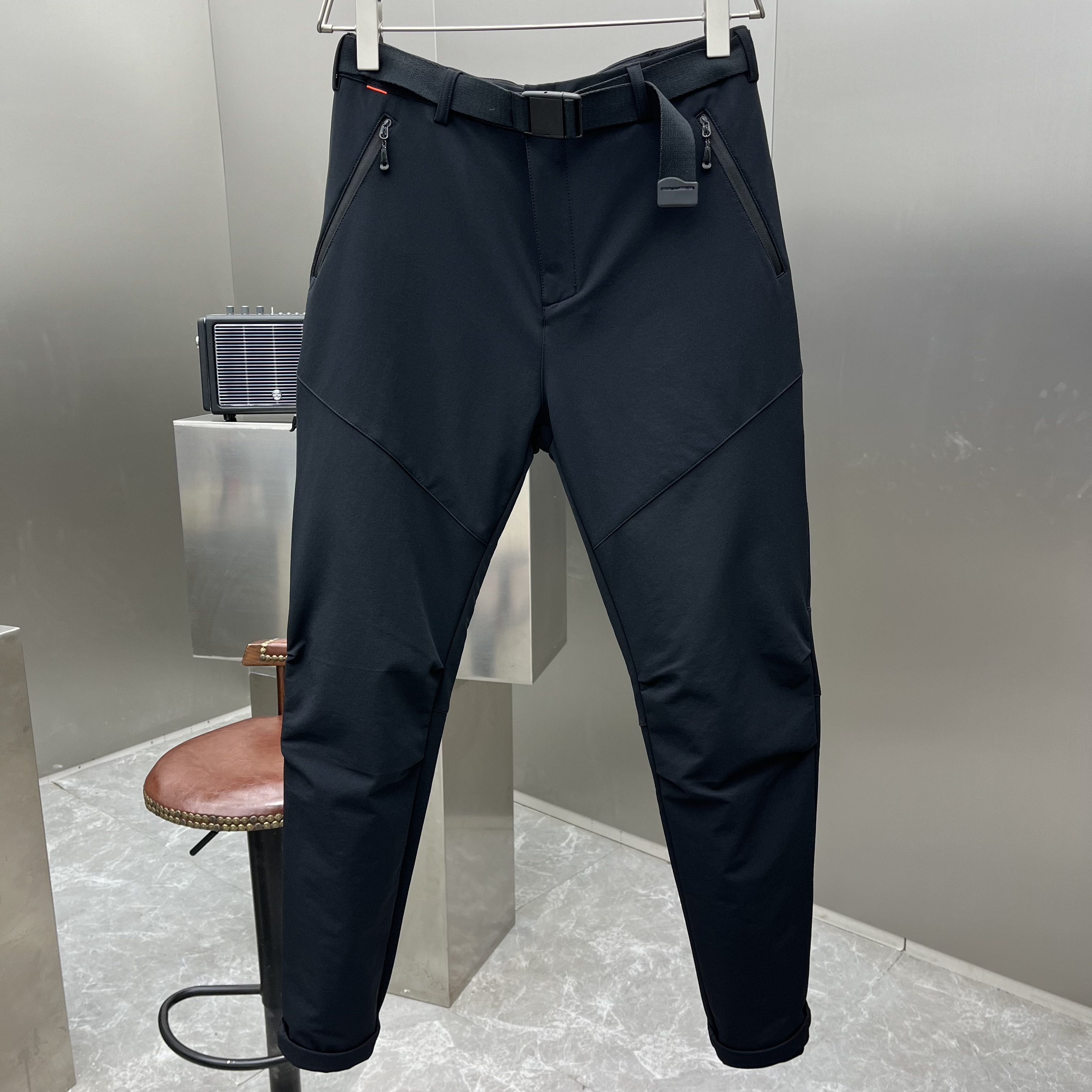 男士秋冬通勤户外徒步时尚透气修身商务休闲裤免烫防风软壳裤