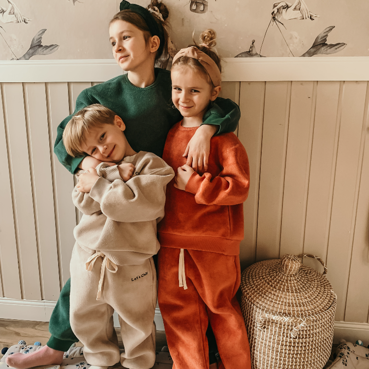 Let's Chill纯色卫衣套装男女宝同款