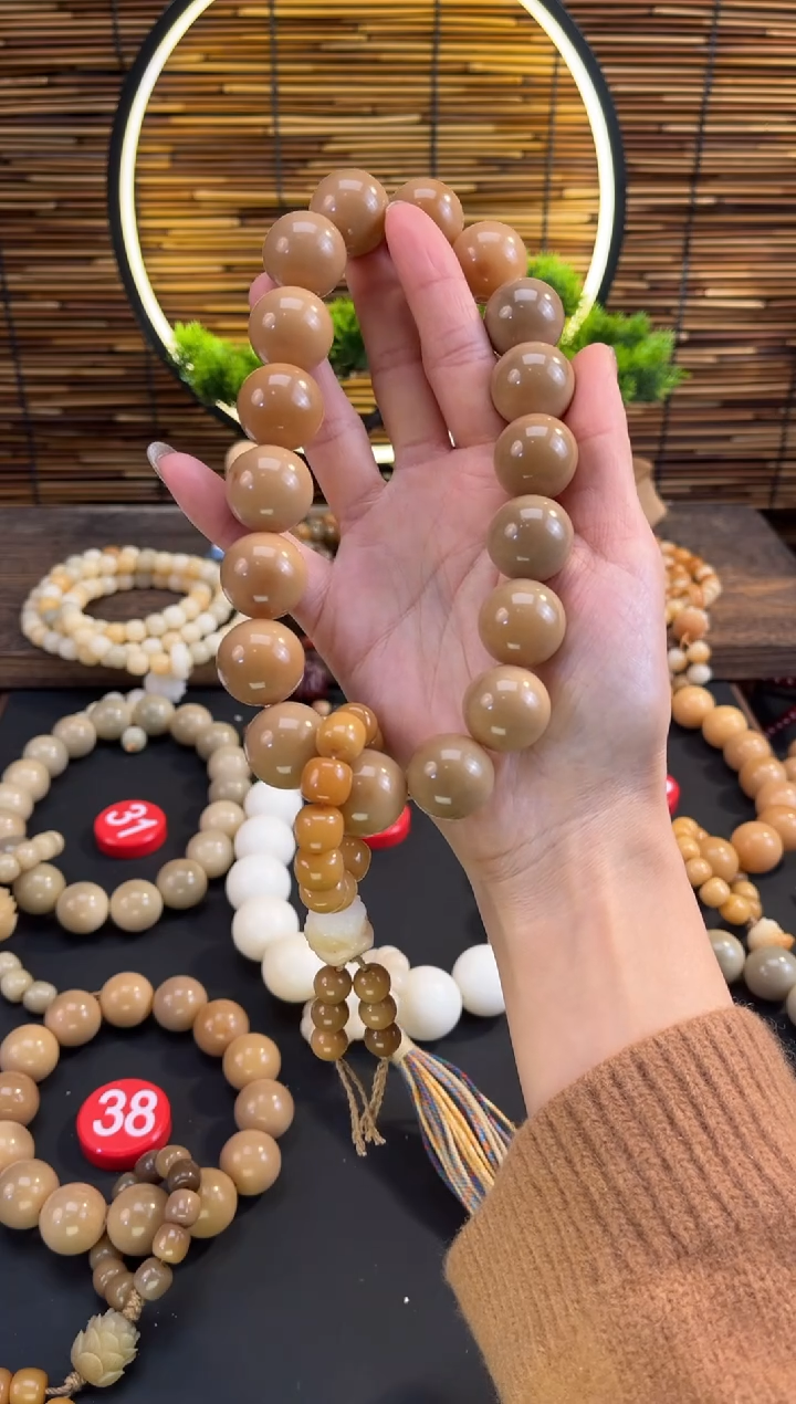 【闪购商品】菩提根/象牙果手串风化18籽