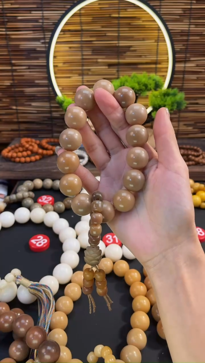【闪购商品】菩提根/象牙果手串风化单圈
