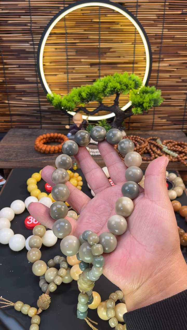 【闪购商品】菩提根/象牙果吊坠飘花18籽
