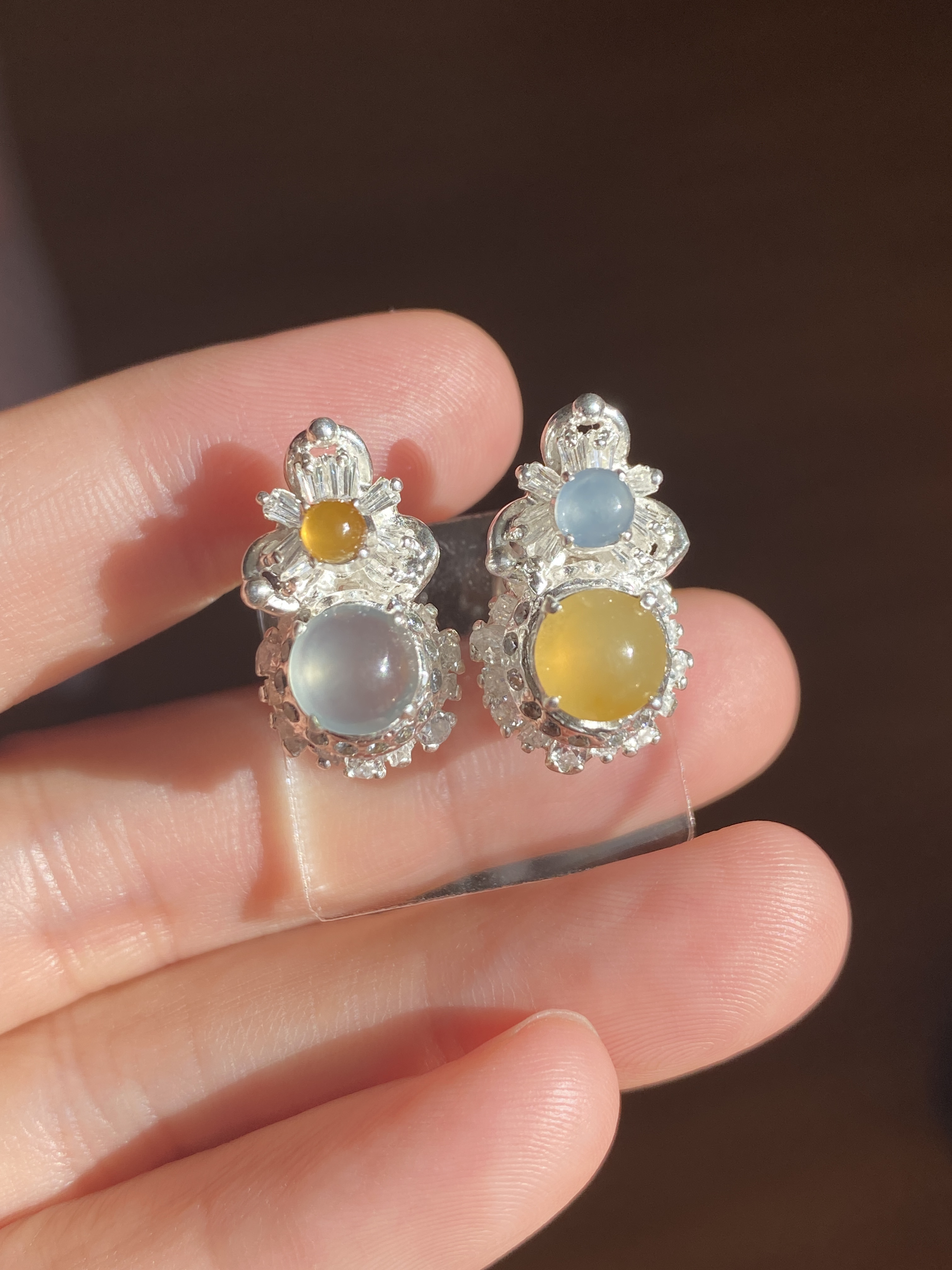 5.23天然缅甸翡翠冰种特色双拼色干净饱满无裂精品耳钉