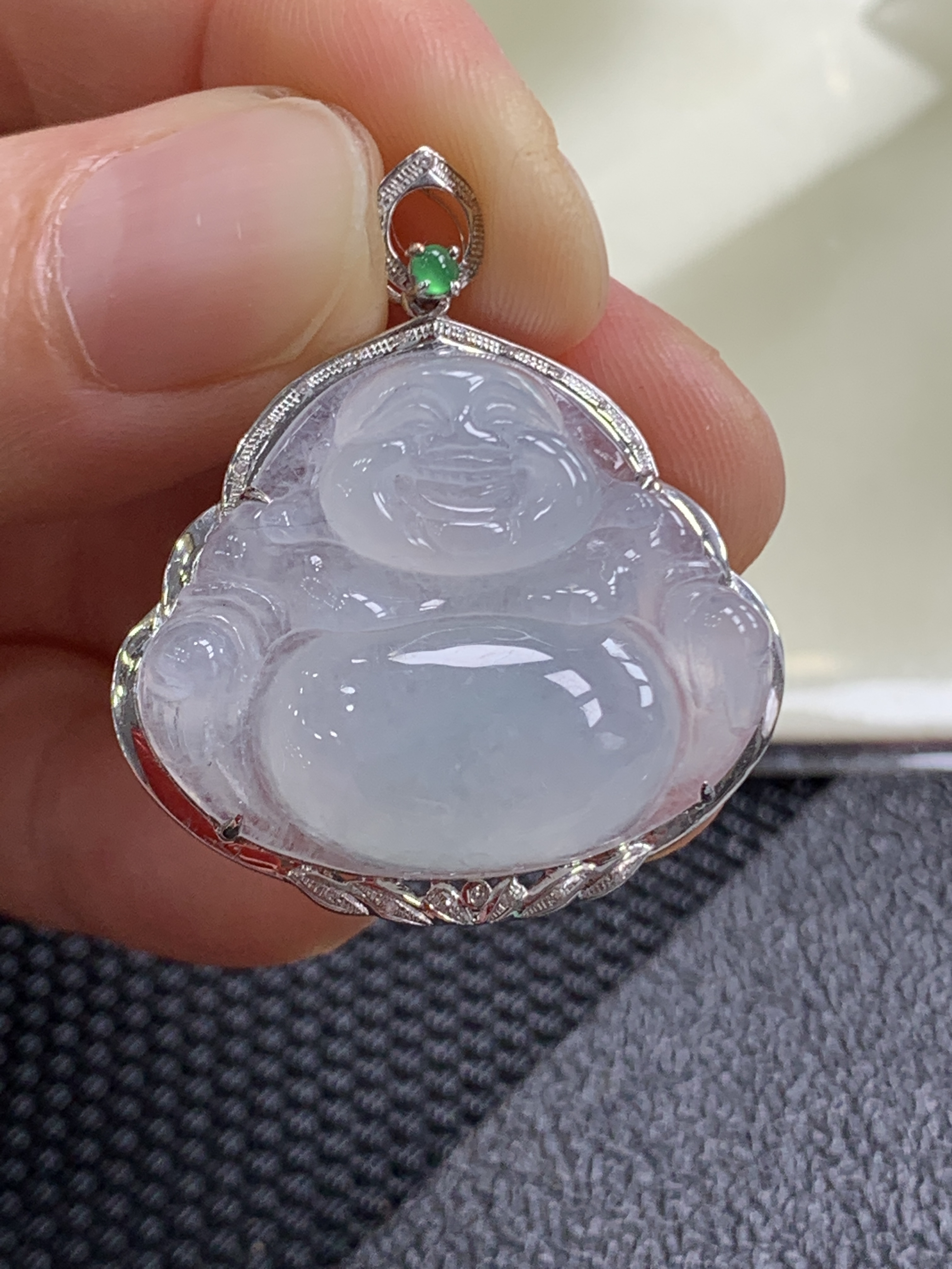 18k天然翡翠佛公吊坠