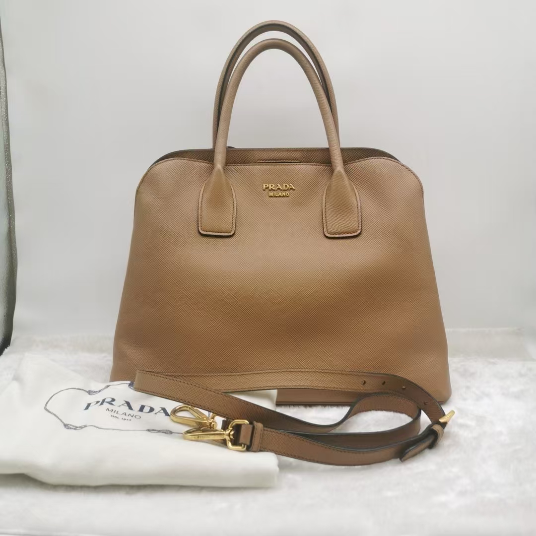 99新 Prada/普拉达 A6319/普拉达咖啡色十字纹贝壳包