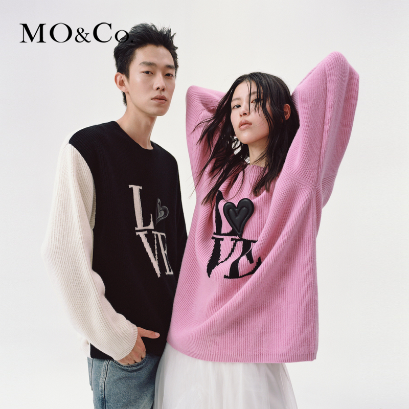 【防寒】MOCO秋季立体爱心章仔针织衫MBC3SWTT26