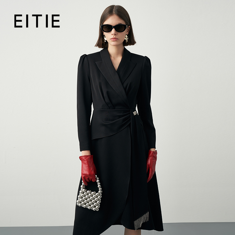 EITIE/爱特爱秋季气质时尚长裙收腰黑色修身连衣裙显瘦裙子秋冬