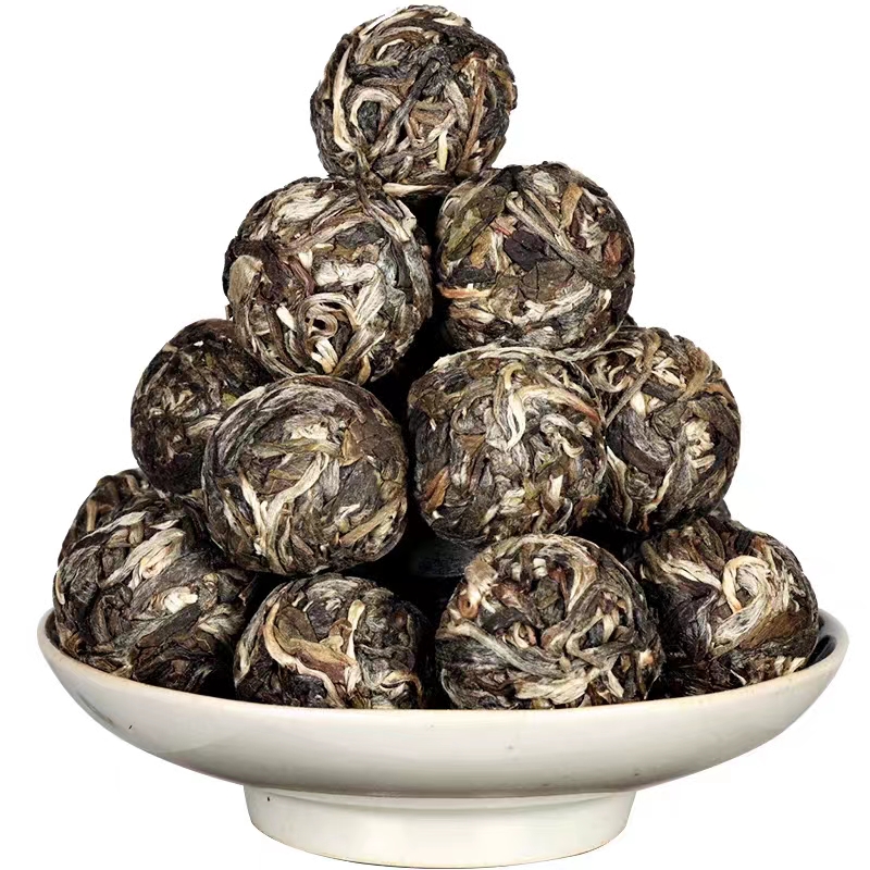 老乌山古树龙珠纯手工揉捻普洱茶（生沱）