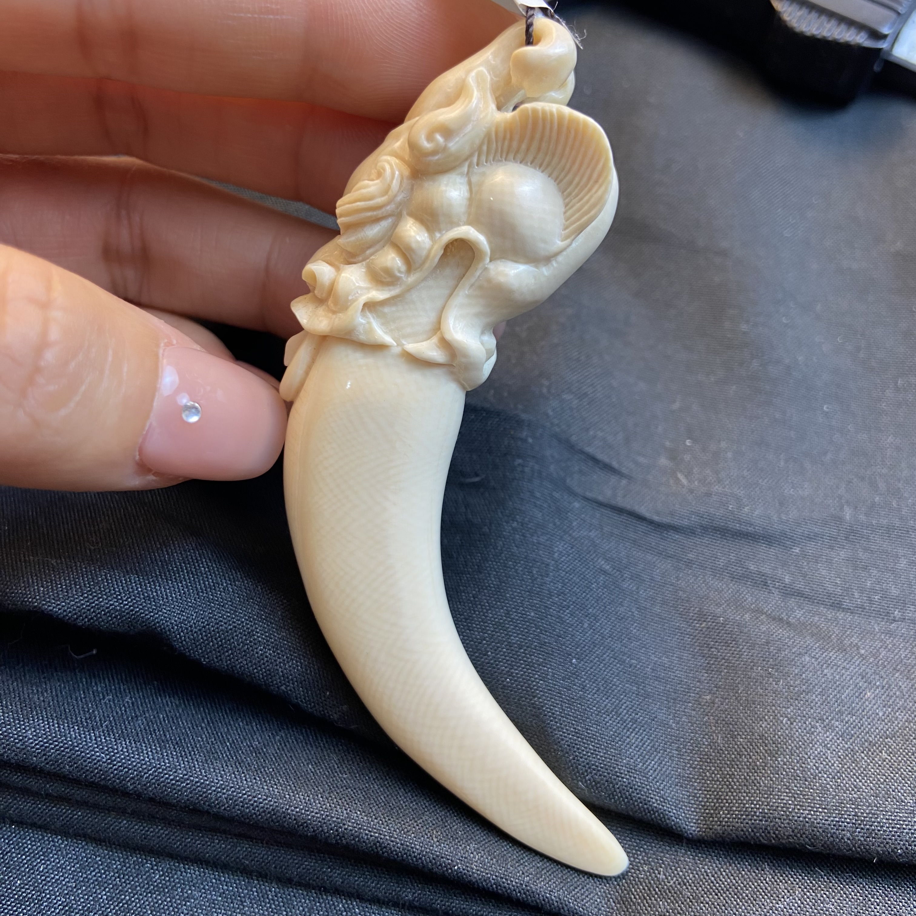 【BJ0003】猛犸牙86*17mm貔貅牙尖把件