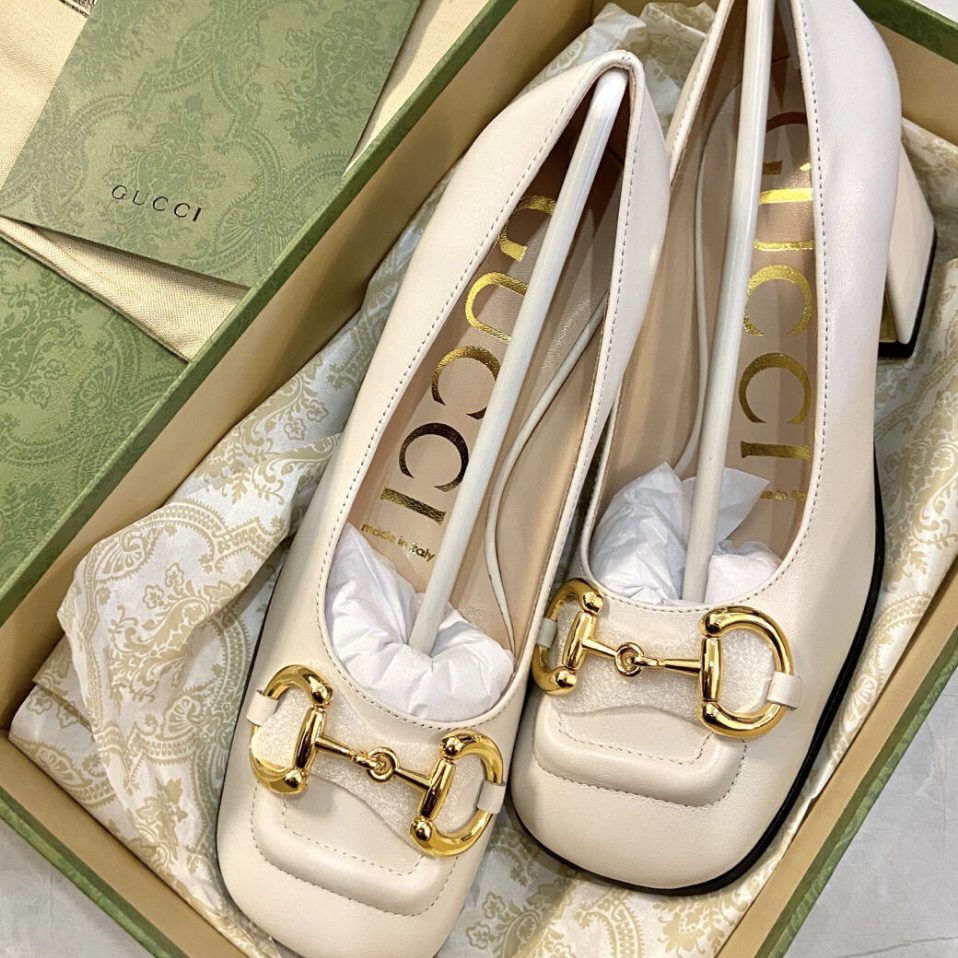 全新未使用 GUCCI/古驰 全新闲置古驰Gucci 马前扣 踩跟皮鞋