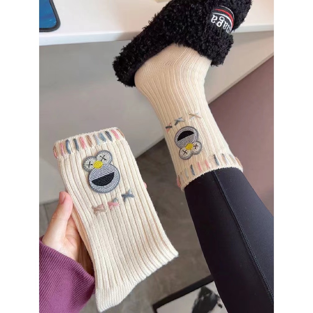 复古袜子秋冬新款高颜值卡通小青蛙中筒袜美式外穿长袜百搭女款袜