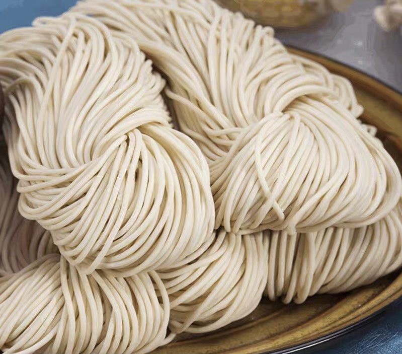 新鲜手工面湿面重庆小面刀削面