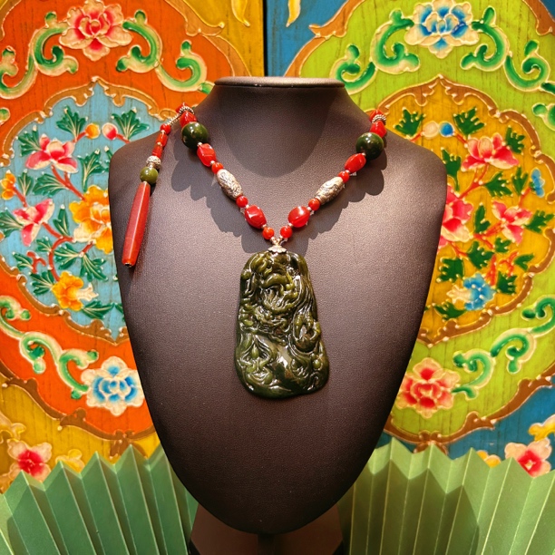 古龙复古翡翠毛衣链