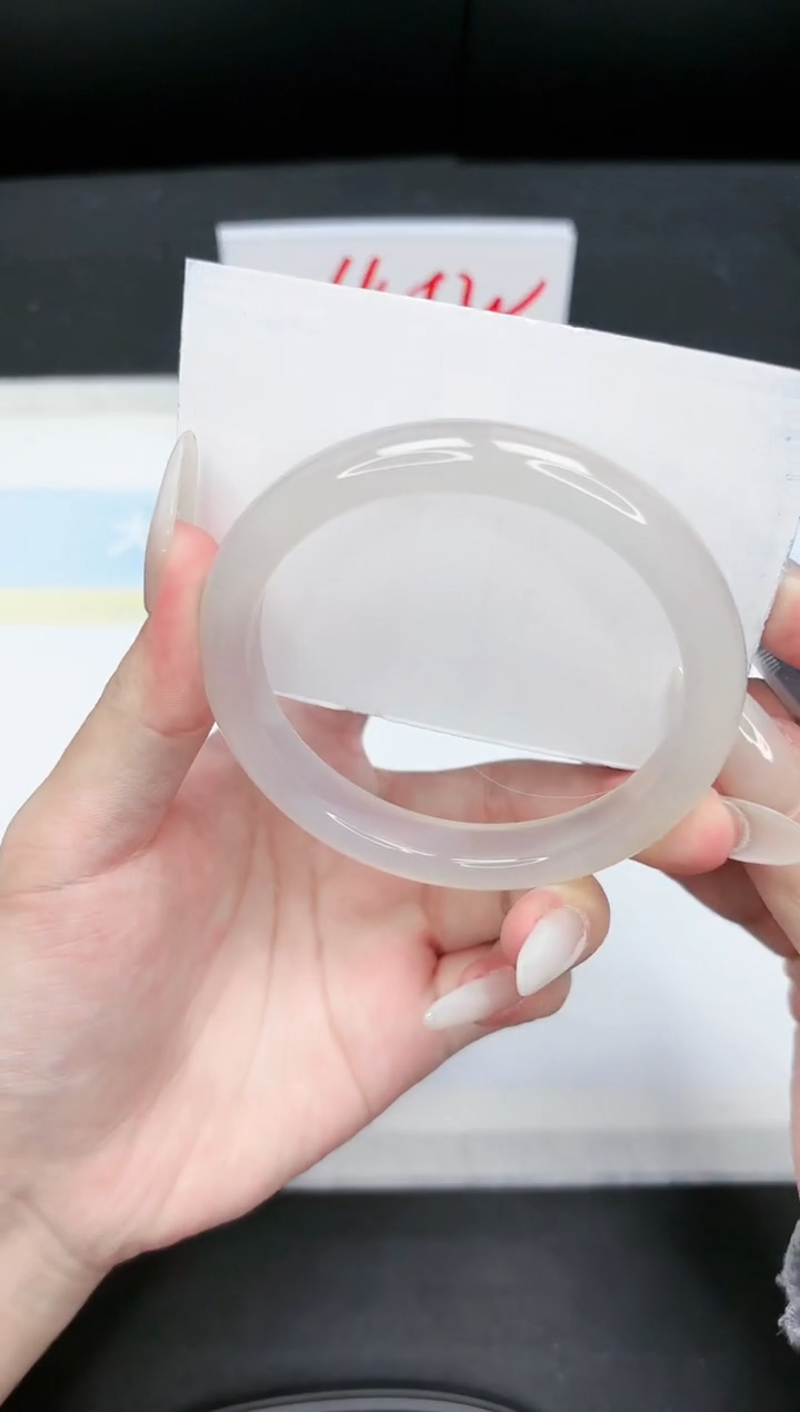 【闪购商品】石英质玉手镯未镶嵌362-62.5