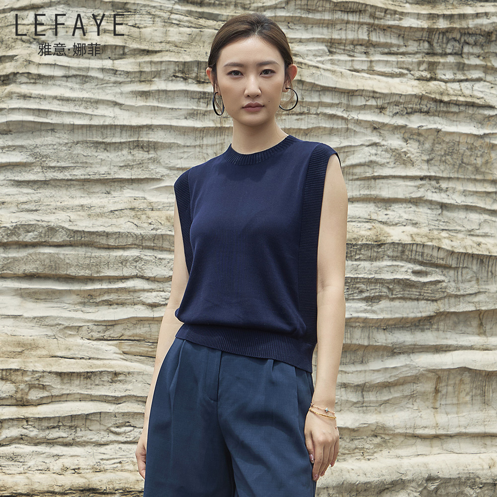 雅意娜菲2024秋冬新款宽松无袖天丝圆领针织背心纯色设计感上衣女