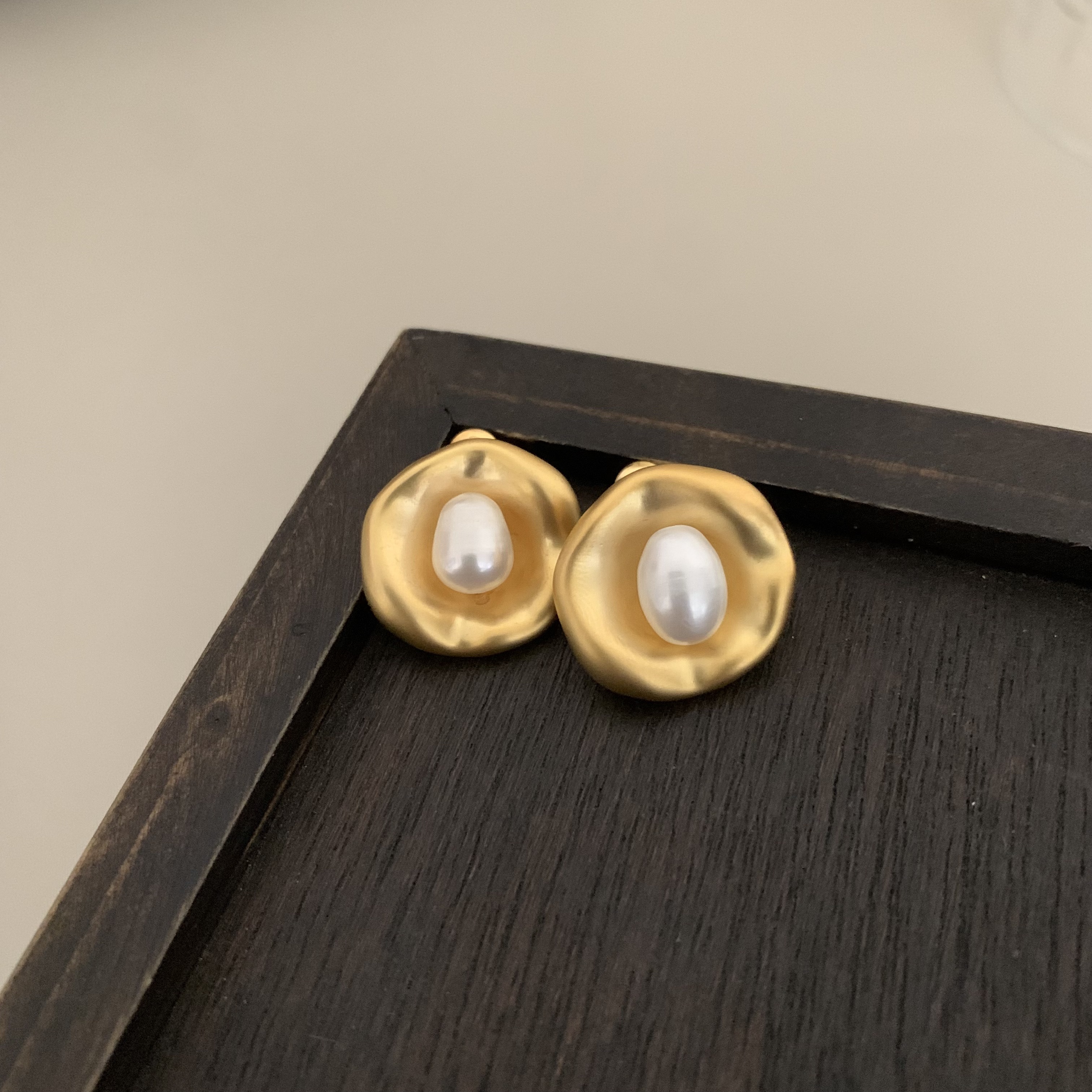 铜合金耳饰 拾来花A67【金蕊藏珠耳环】珍藏好运丨气质简约高级耳饰