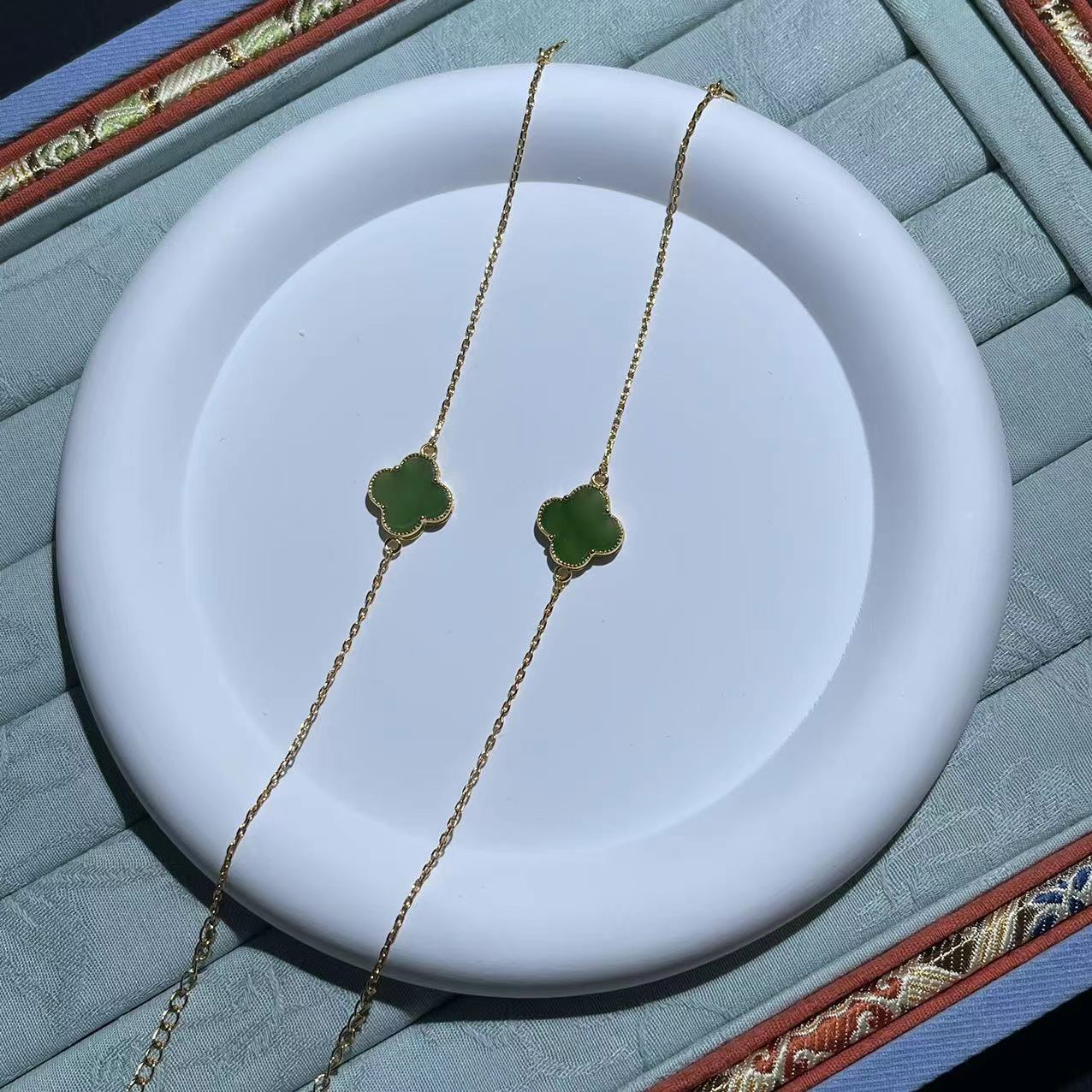 【渠小姐精选】DZ941  S925银镶和田玉碧玉四叶草手链（多样性发一）