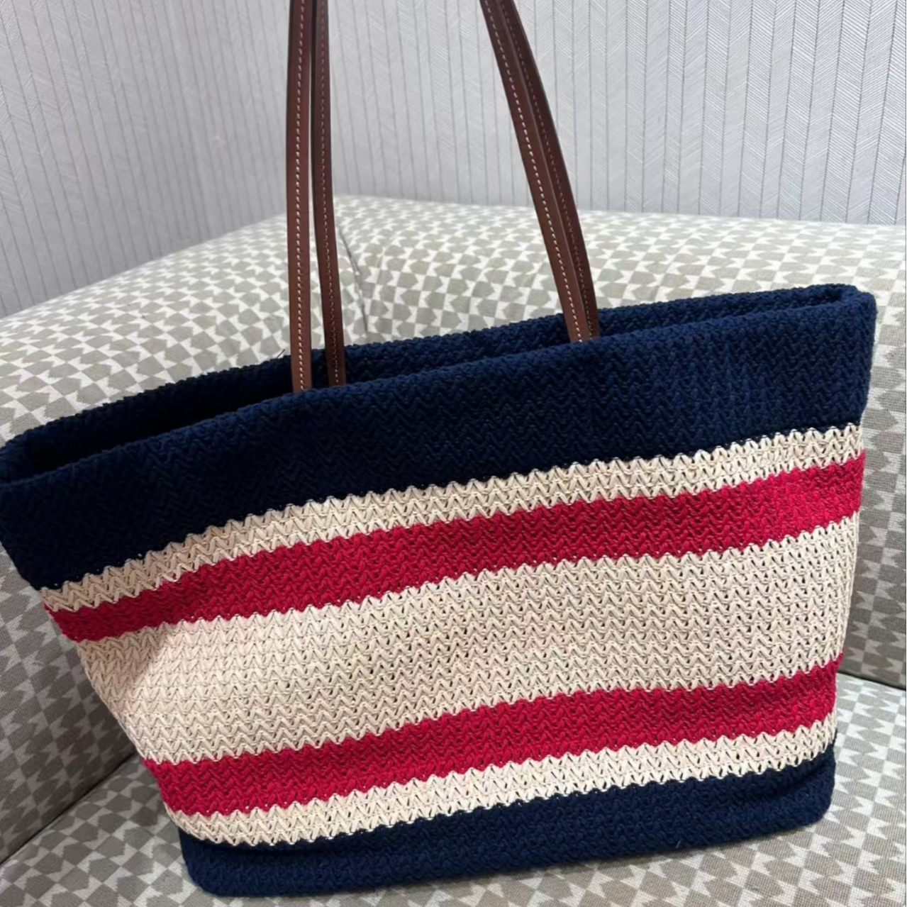 【京盛高定】缪系 拉菲草彩虹包大托特网红时尚休闲条纹撞色拼色